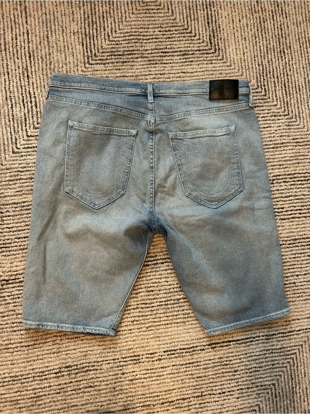 True Religion Danny Tapered Light Blue Denim Men’s Shorts Size 40